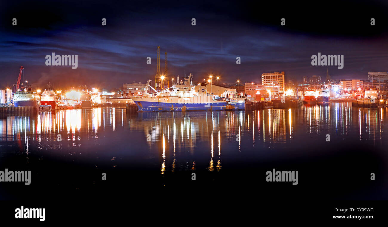The harbour at night in Aberdeen, Scotland, UK Stock Photo