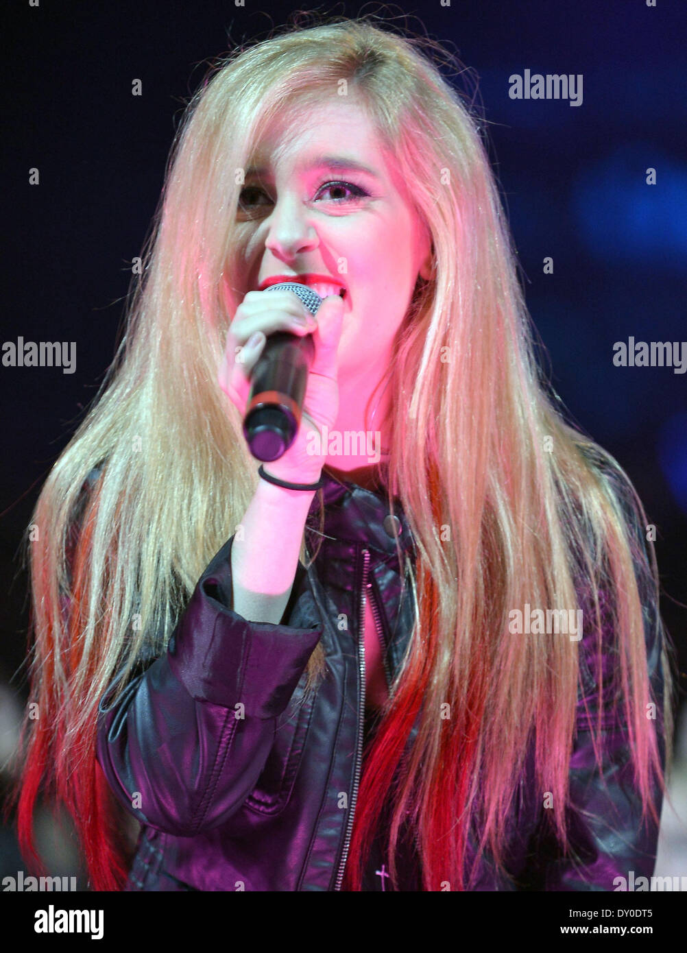 Y100's Jingle Ball 2012 at the BB&T Center Performances Featuring