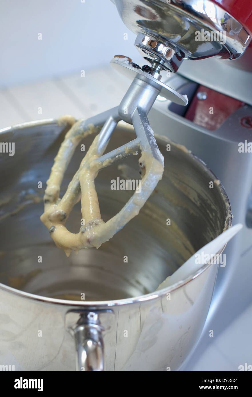 Kenwood stand mixer hires stock photography and images Alamy