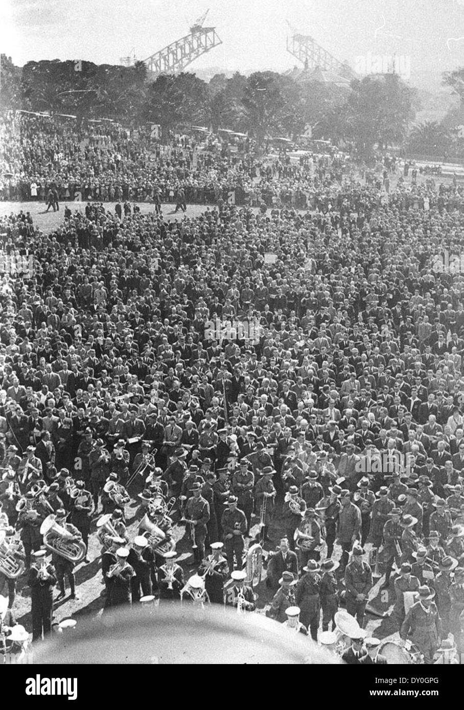 Anzac Day In The Domain Sydney 25 April 1930 Sam Hood Stock Photo Alamy