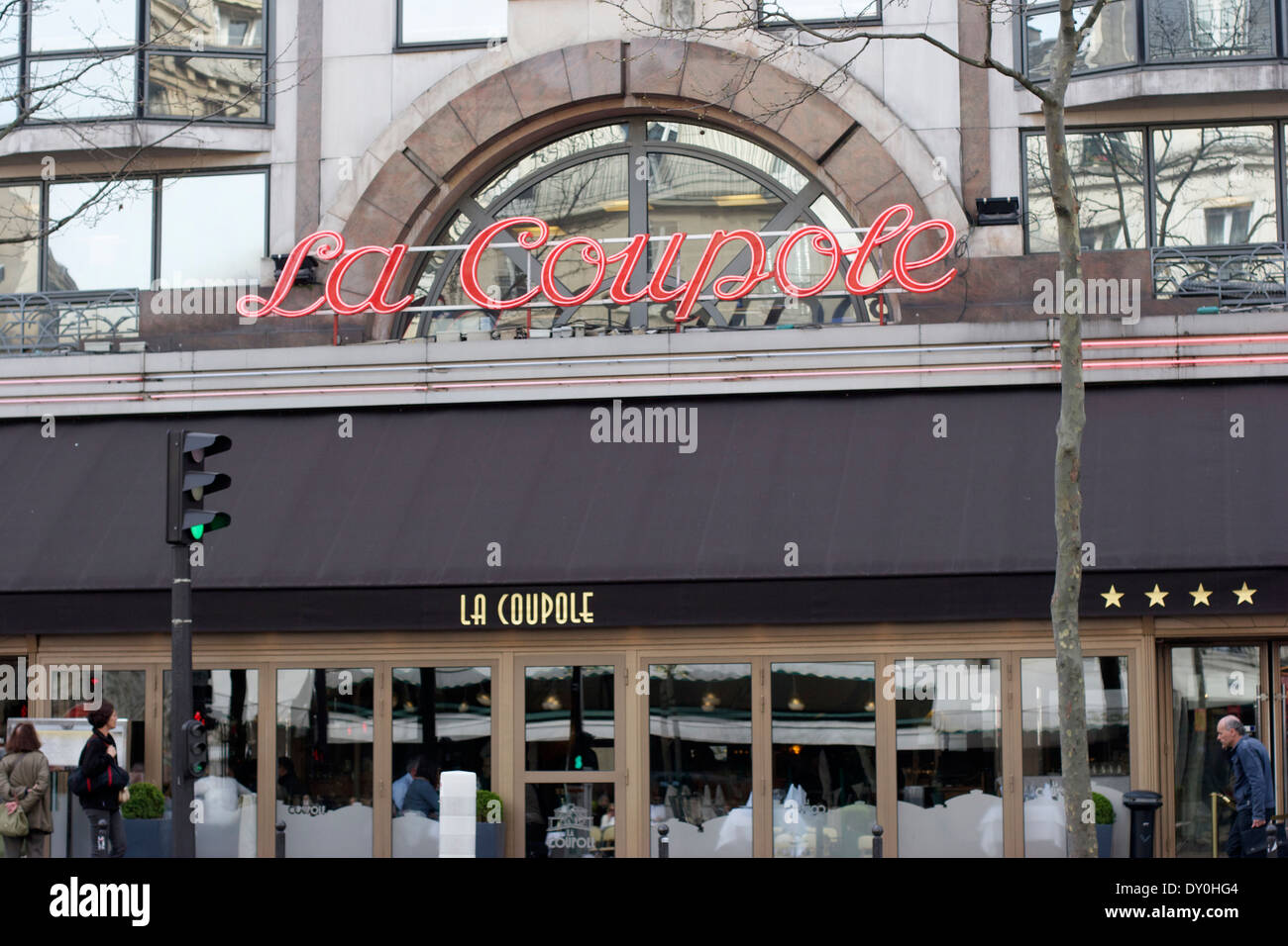 La Coupole Restuarant on Boulevard Montparnasse, Paris France Stock Photo