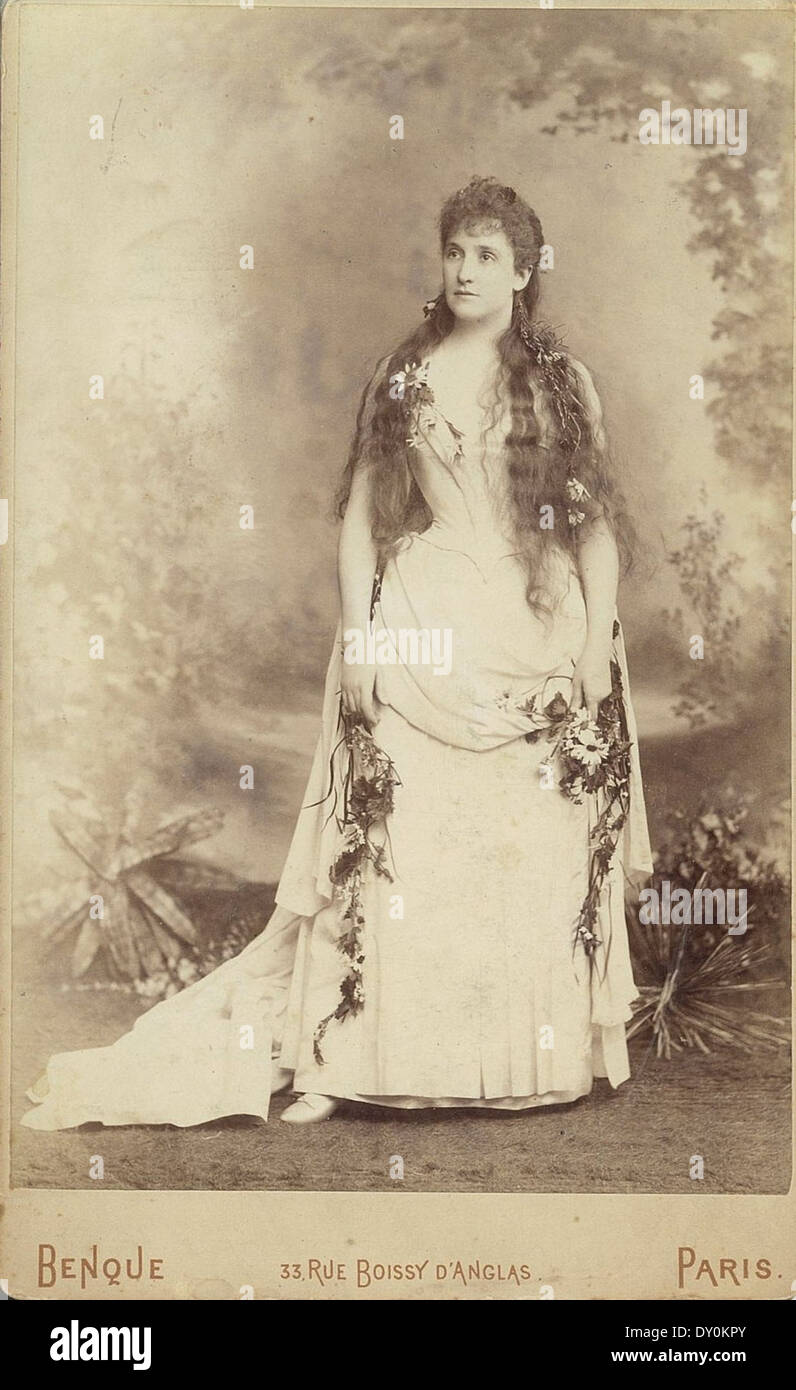 Nellie Melba as Ophelie in Thomas's 'Hamlet', ca. 1889-1890 / photographer Benque, Paris Stock Photo