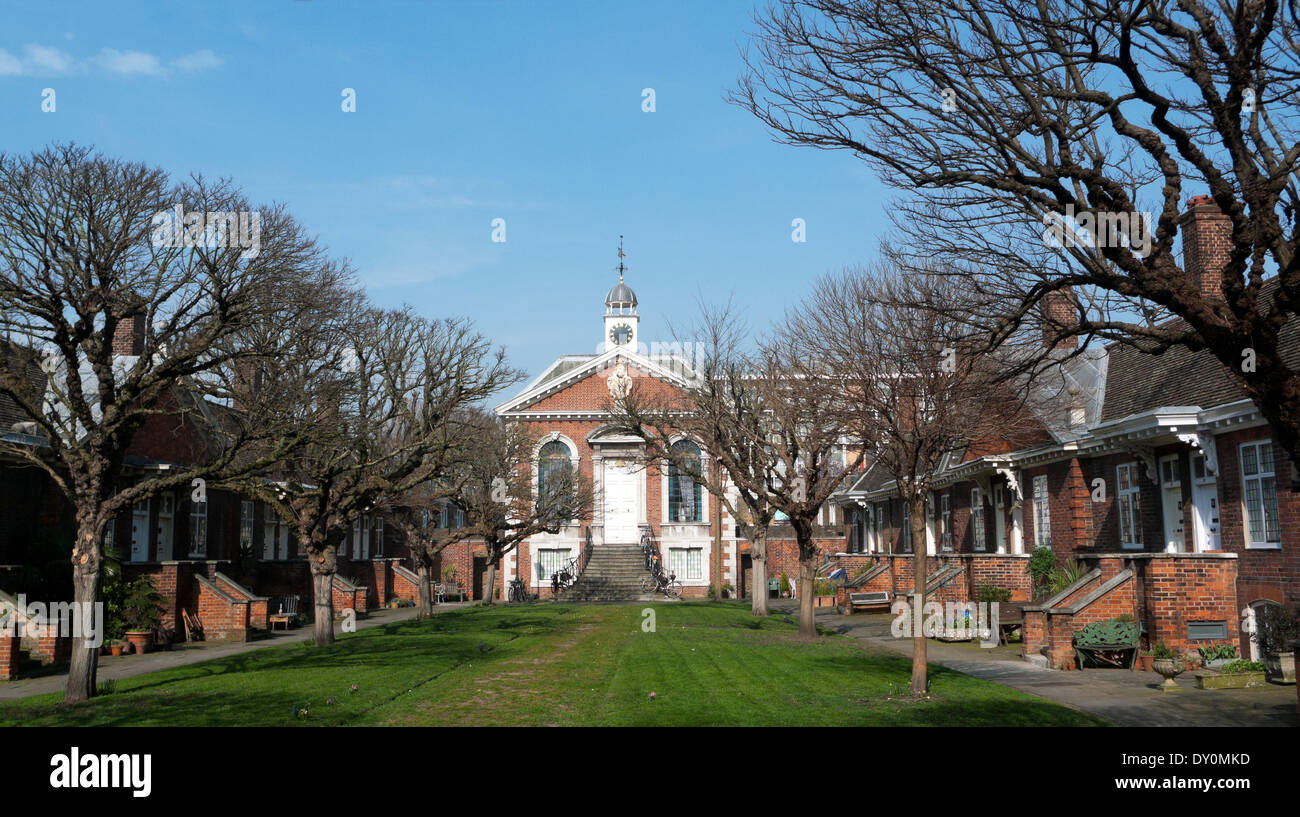 Chapel and houses at Trinity Green Almshouses in Mile End Road, Whitechapel London KATHY DEWITT Stock Photo