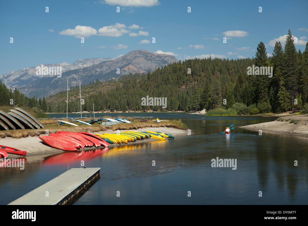 Boat Dock And Kayaks Lined Up On The Shore At Hume Lake Kings