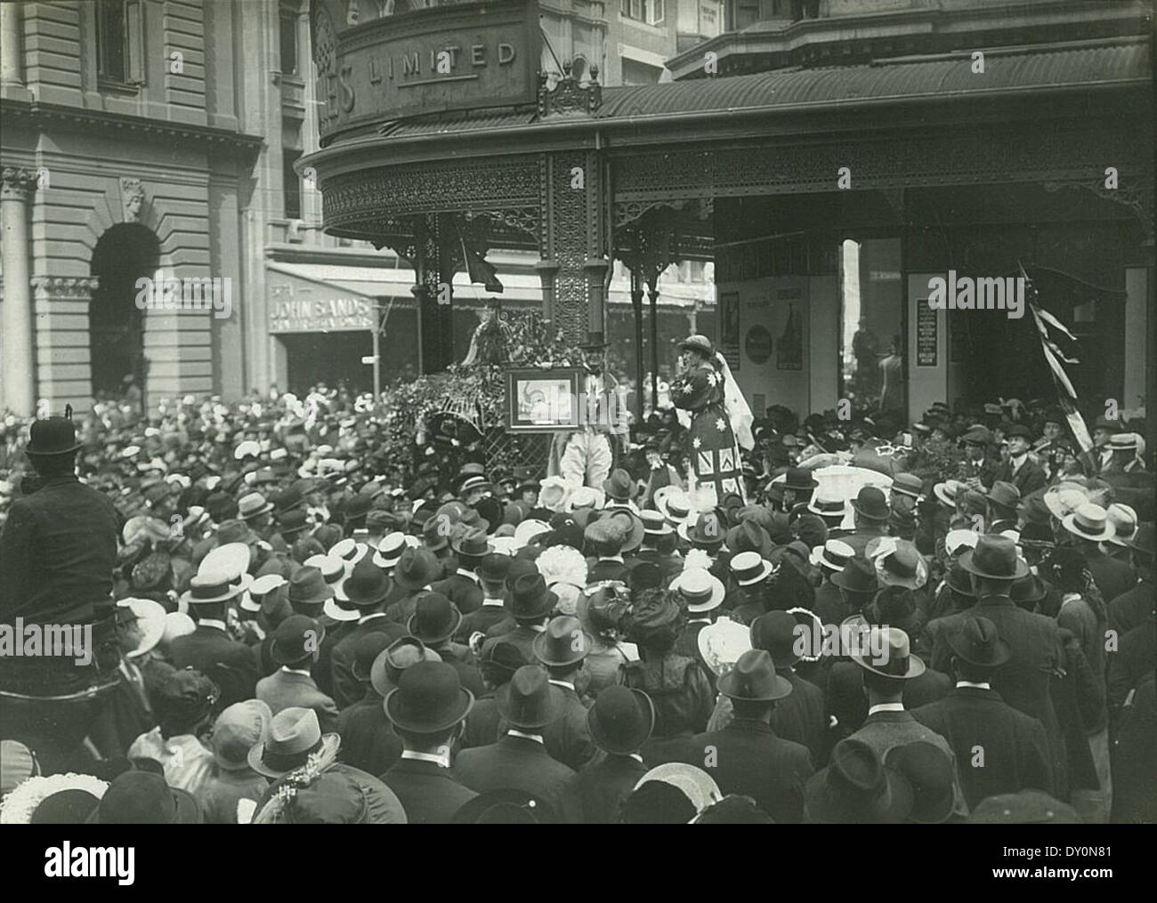 War recruitment meeting ? outside David Jones, George Street, Sydney, between 1914-1918 / photographer unknown Stock Photo