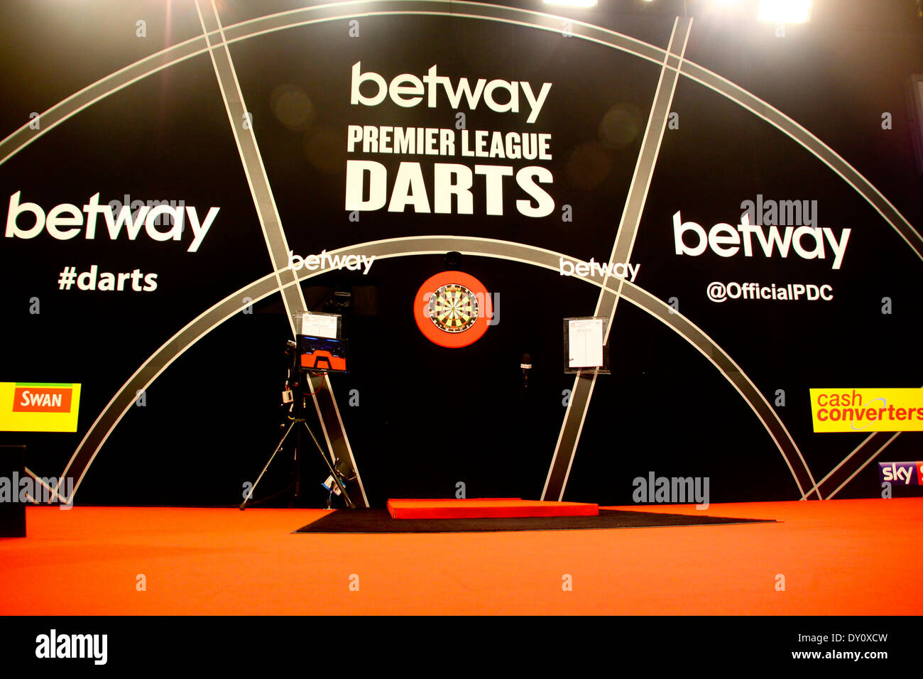 Betway Premier League Darts stage 2014 Stock Photo