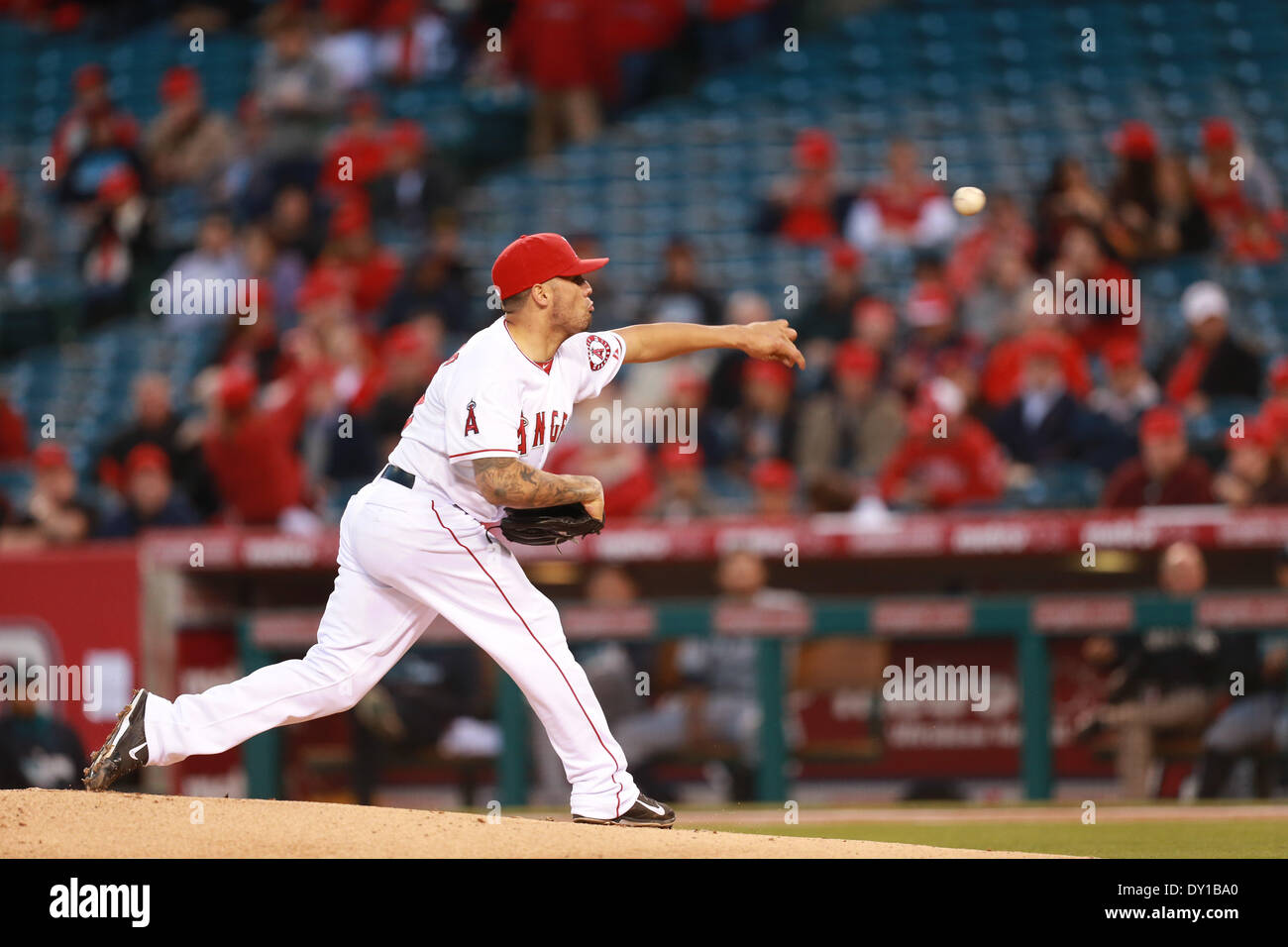 Anaheim, CA, USA. 2nd Apr, 2014. Seattle Mariners and Los Angeles Anaheim Angels, Angel Stadium in Anaheim, CA. Hector Santiago #53 starts his first game of the season for the Angel Credit:  csm/Alamy Live News Stock Photo