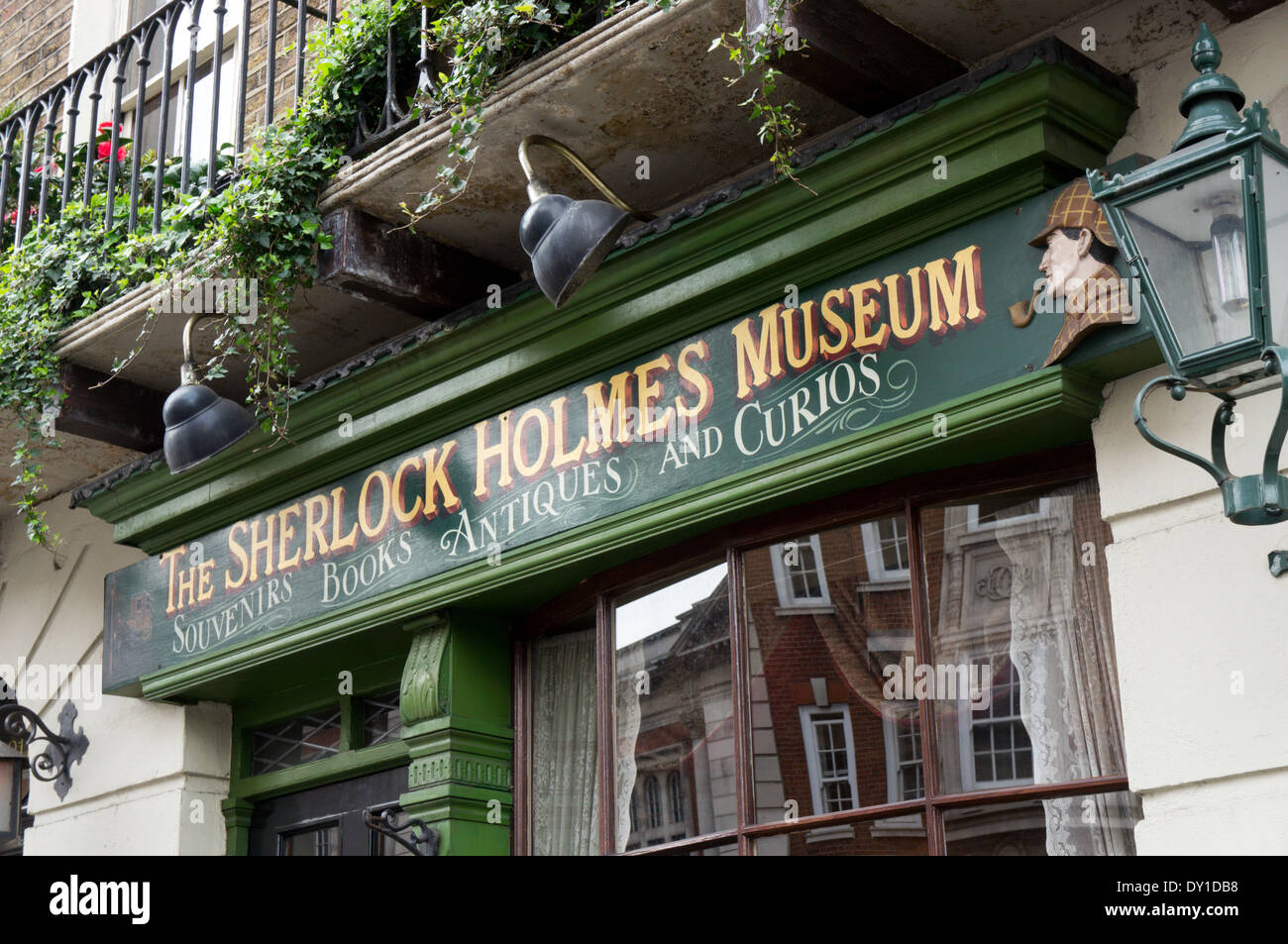 The Sherlock Holmes Museum in Baker Street, London Stock Photo Alamy