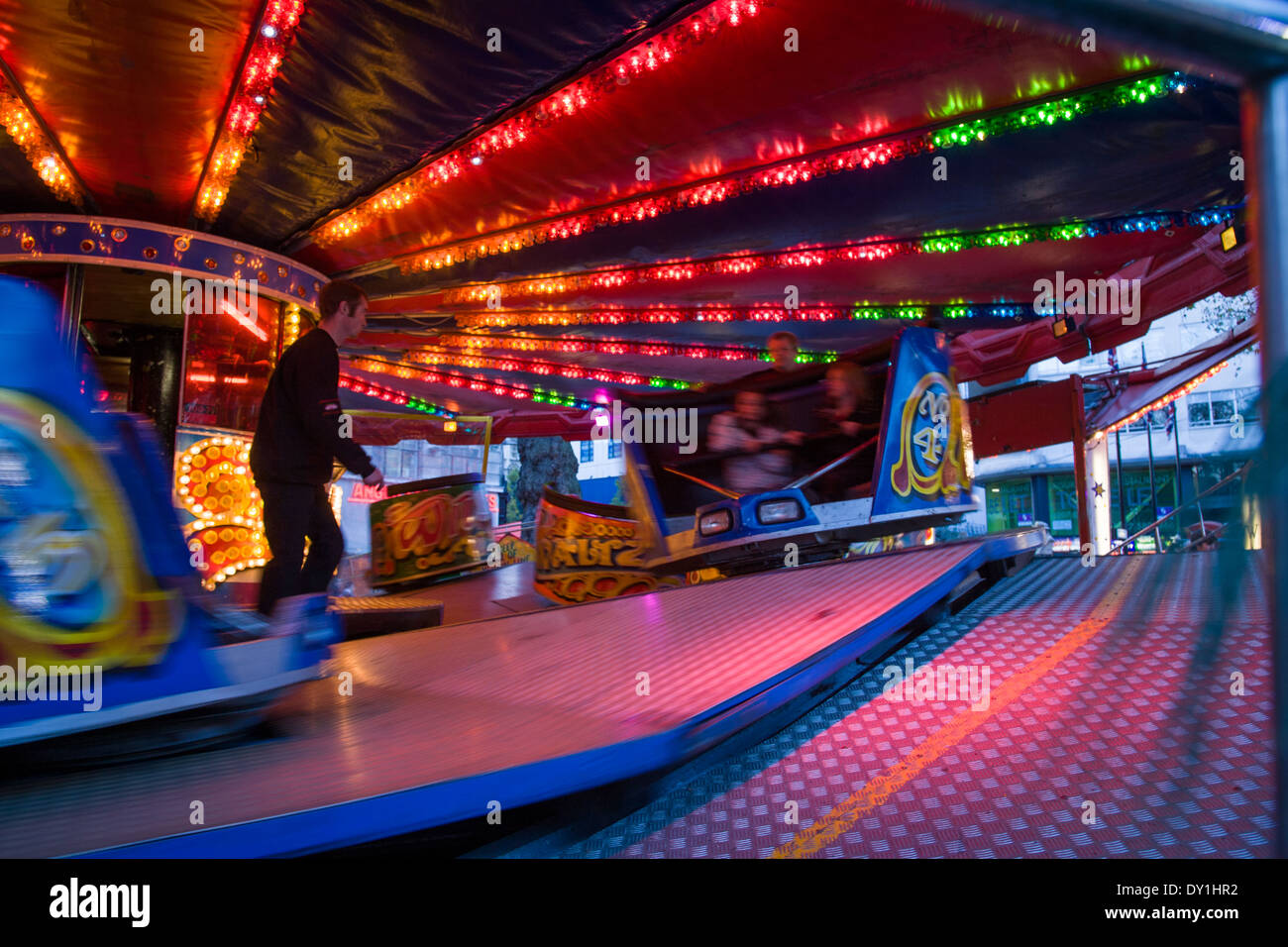 children's waltzer ride on
