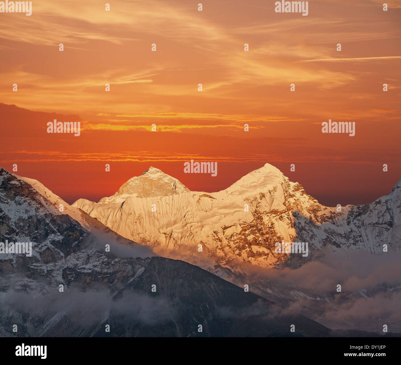 Makalu peak (8463 m) at sunset. Nepal, Himalayas. Stock Photo