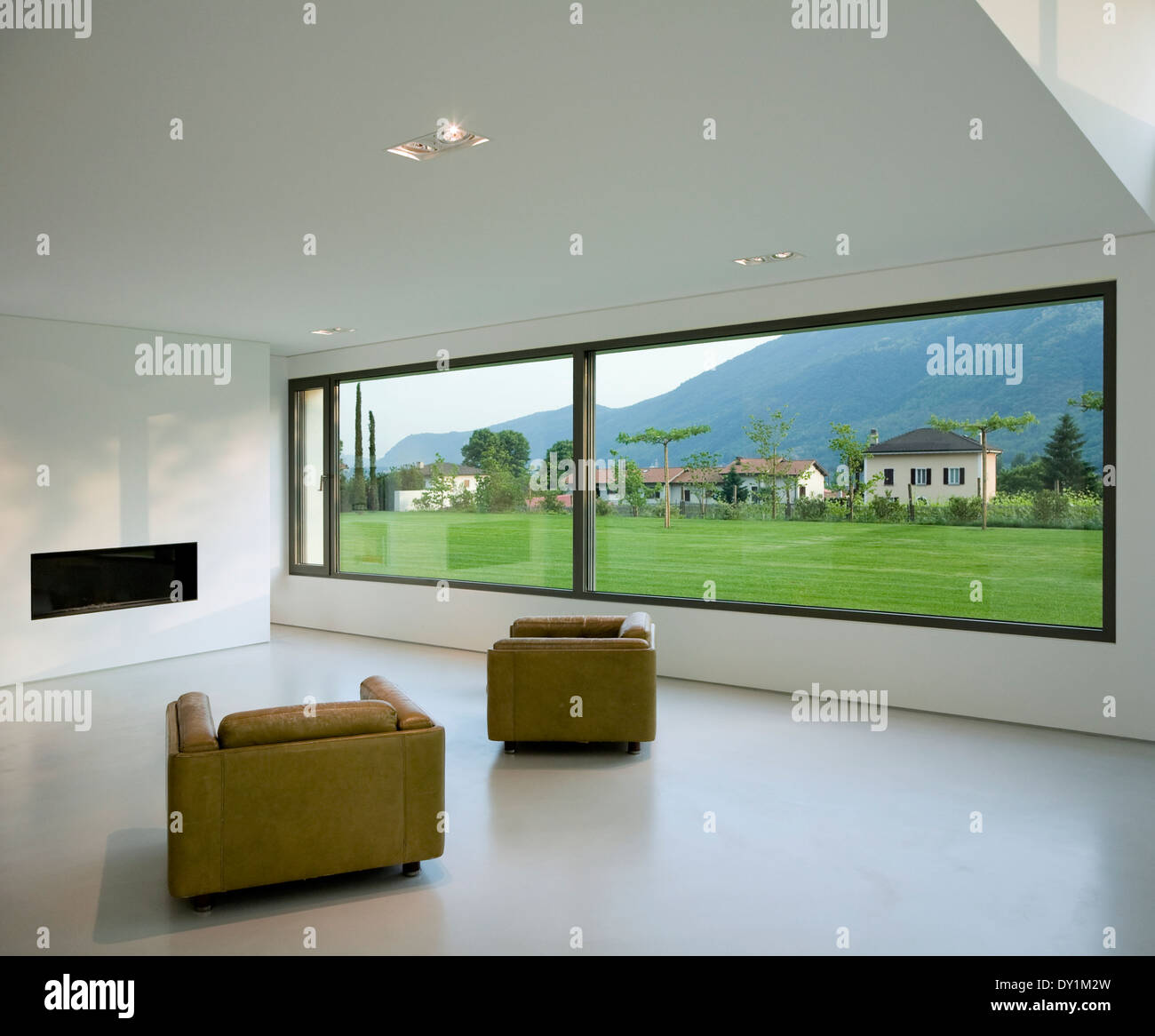 Modern minimalist architecture hi-res stock photography and images - Alamy