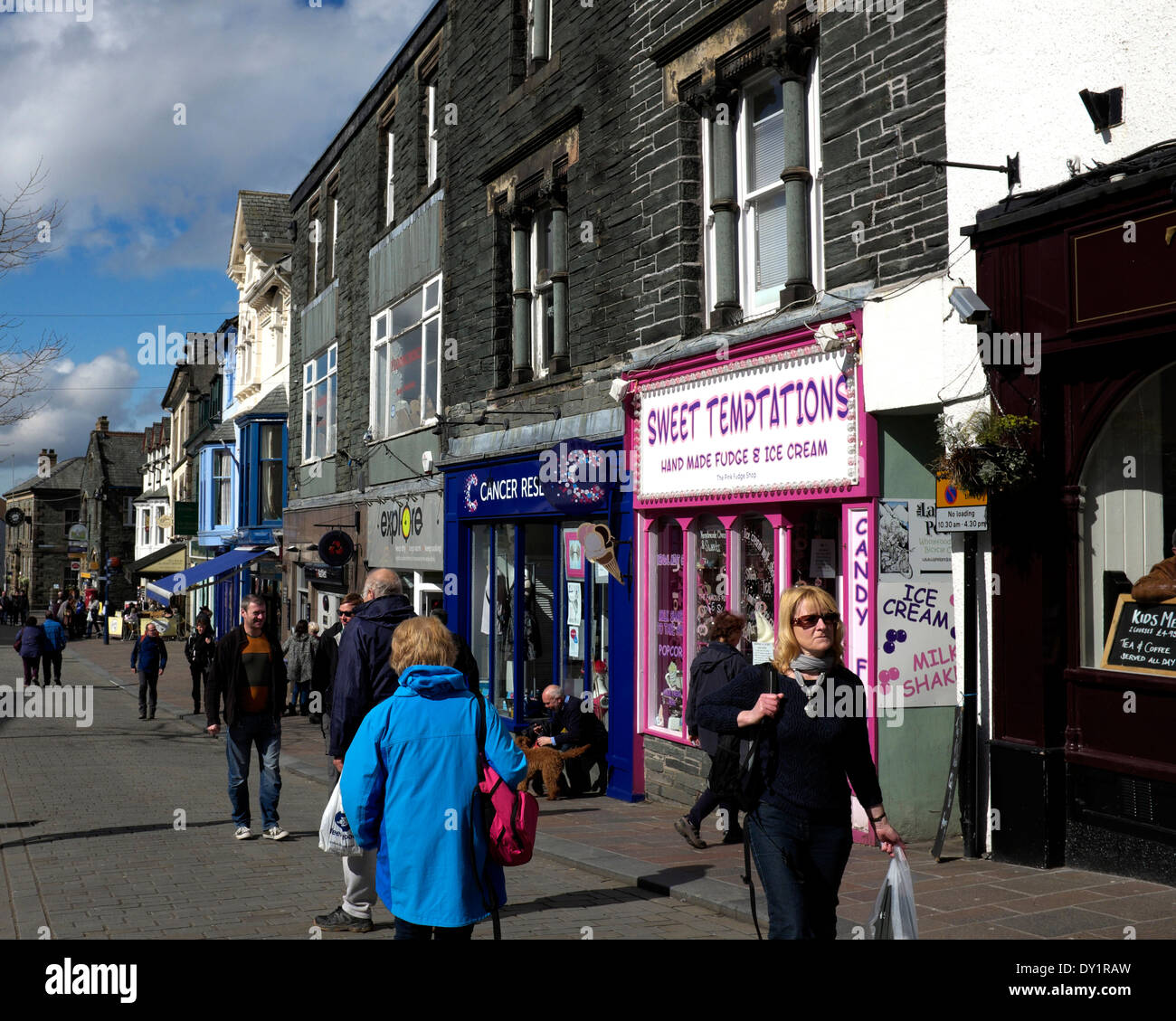 keswick town centre Stock Photo Alamy
