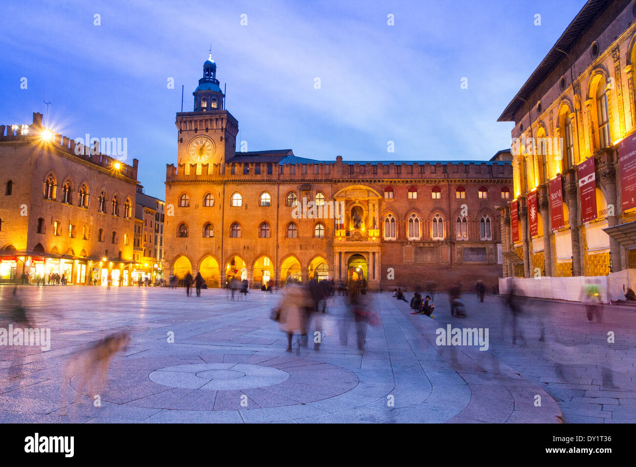 palazzo comunale comune di bologna