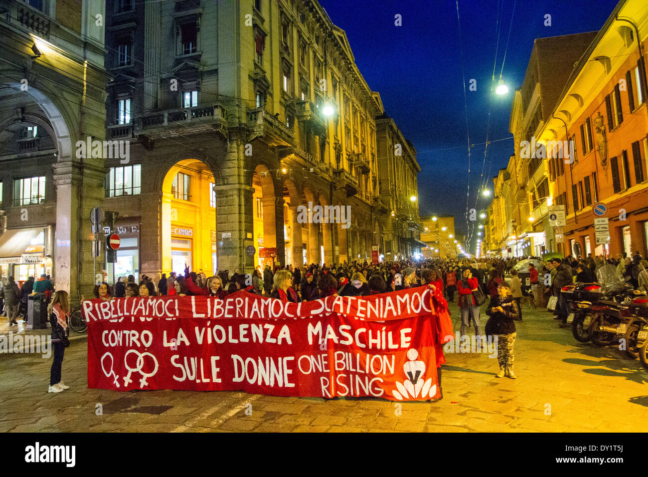 Italian manifestation hi-res stock photography and images - Alamy