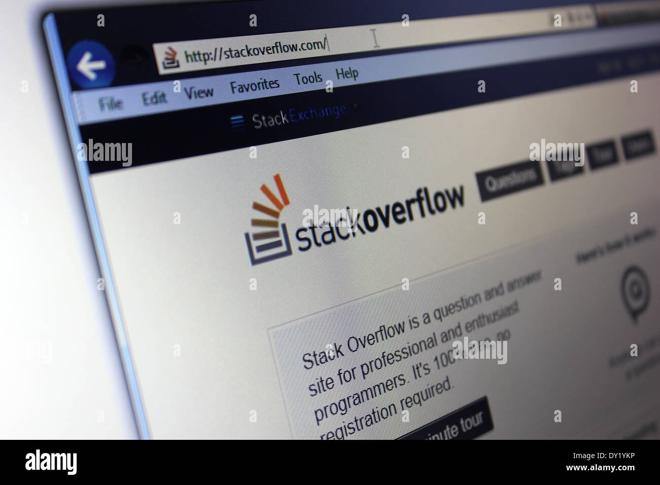 Stack Overflow Stack Exchange Network questions and answers website Stock Photo
