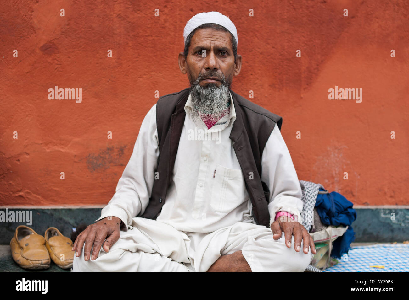 Srinagar, Kashmir, India. Portrait of Kashmiri muslim male at Pir Dastgir Sahib sufi shrine and mosque Stock Photo