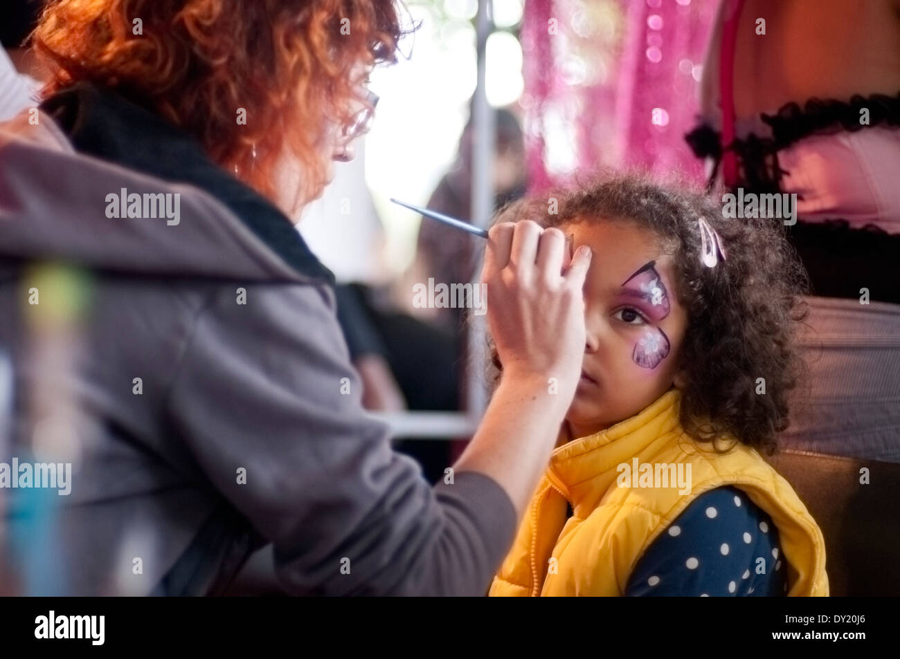 African girl face paint hi-res stock photography and images - Alamy
