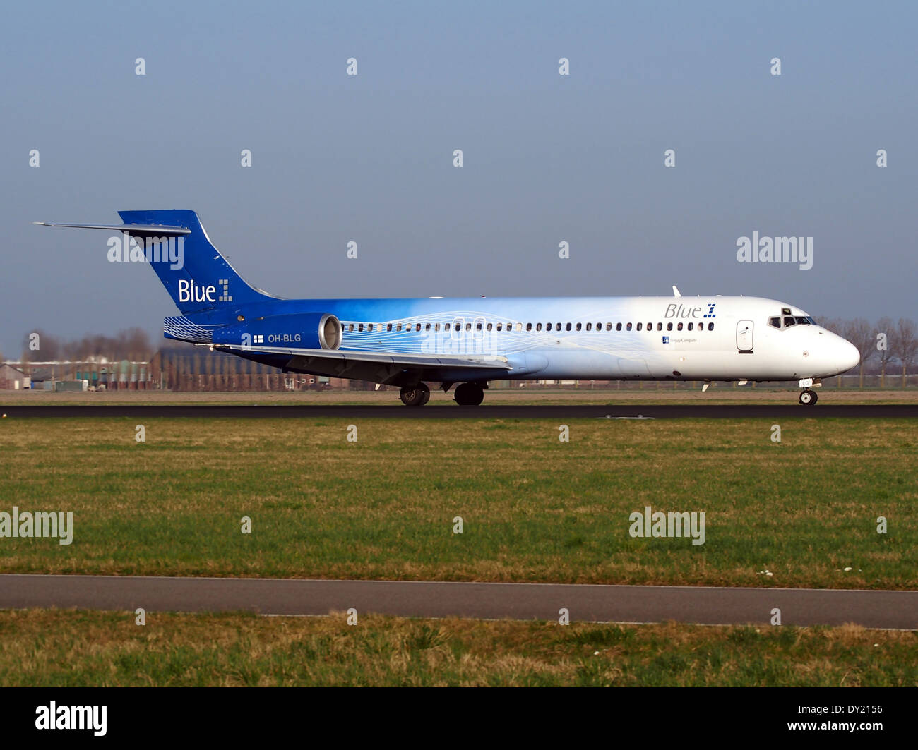 OH-BLG Blue1 Boeing 717-2CM - cn 55059 landing on Schiphol, pic-3 Stock Photo