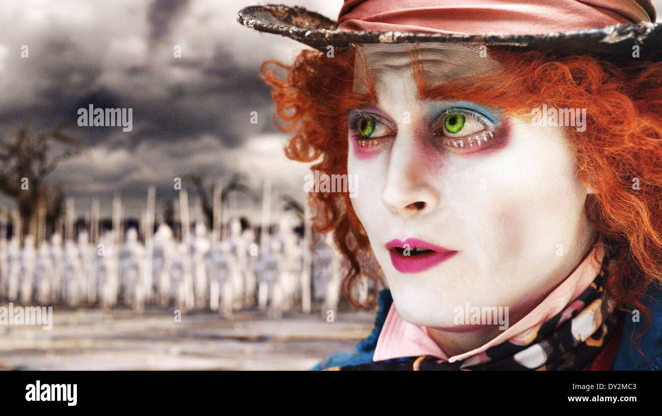 ALICE IN WONDERLAND (2010) JOHNNY DEPP TIM BURTON (DIR) MOVIESTORE  COLLECTION LTD Stock Photo - Alamy