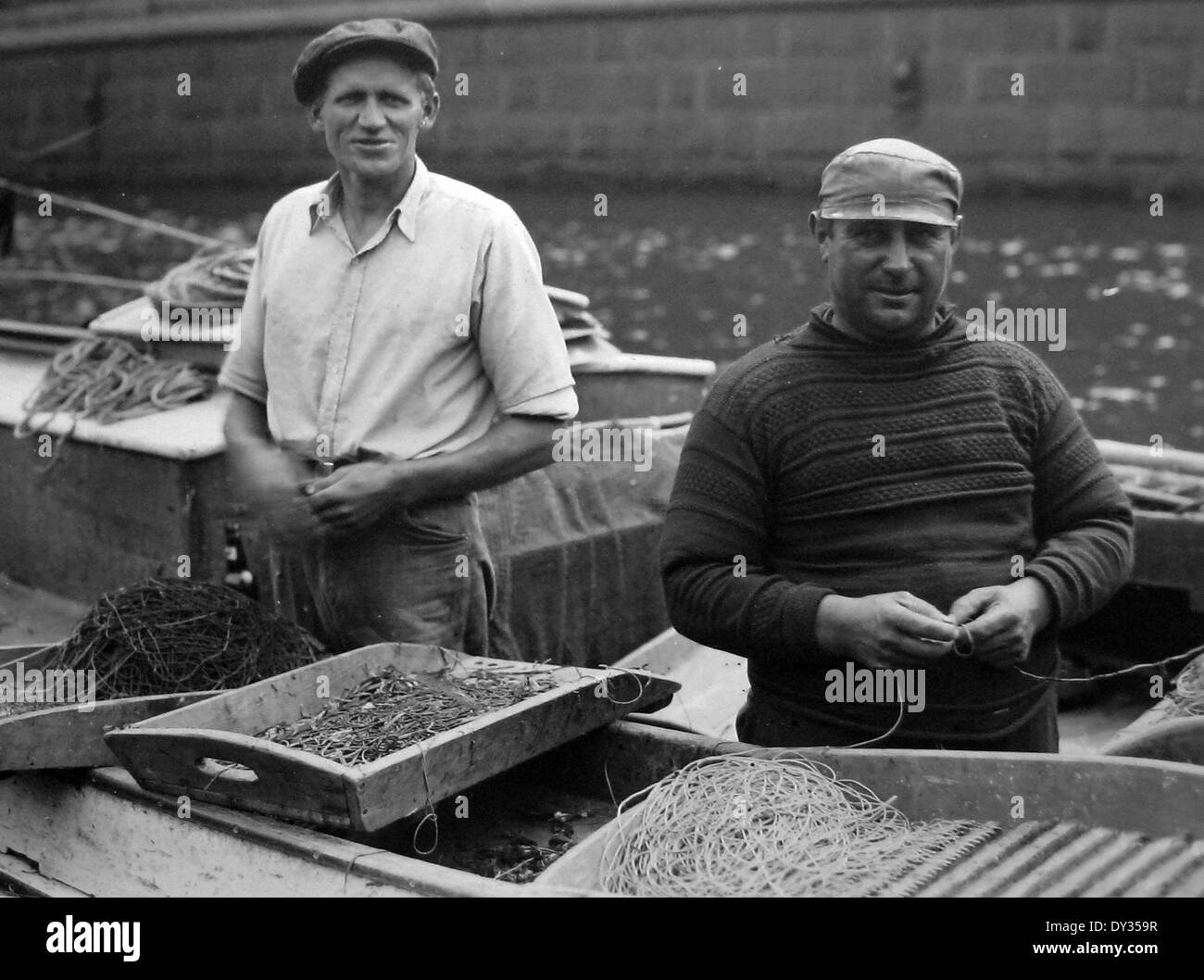 Fishwives fishing fishermen hires stock photography and images Alamy