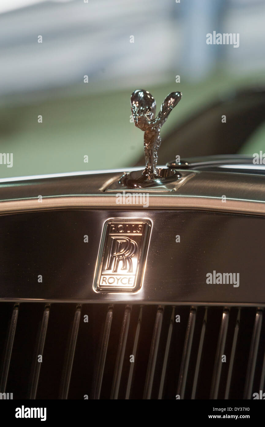 Hood ornament of a Rolls Royce Stock Photo