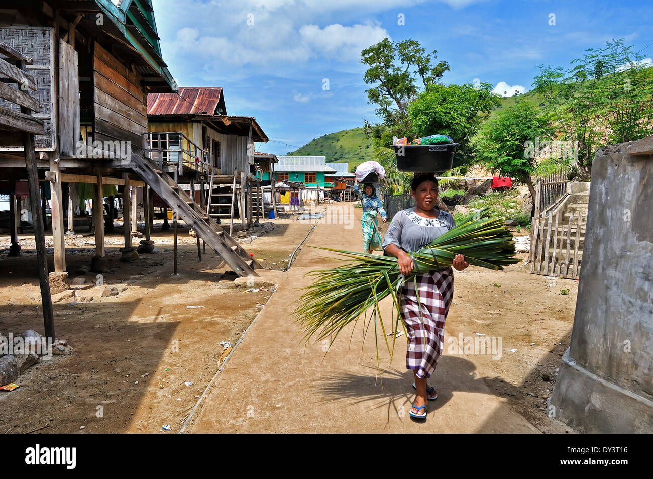 Women daily life at Komodo village Stock Photo - Alamy