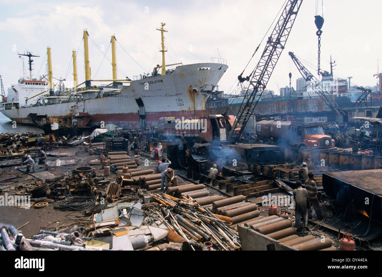 INDIA Mumbai, ship breaking yard in harbor area, cargo ships will be dismantled and the scrap is sold to the steel industry Stock Photo