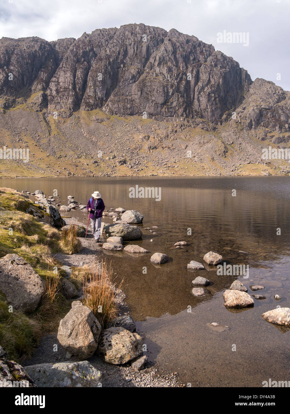 Lone walker mountain hi-res stock photography and images - Alamy