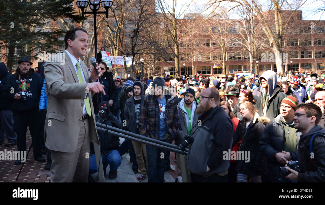 Michigan State Representative Jeff Irwin (D-Ann Arbor) speaks at the 43rd annual Hash Bash Stock Photo