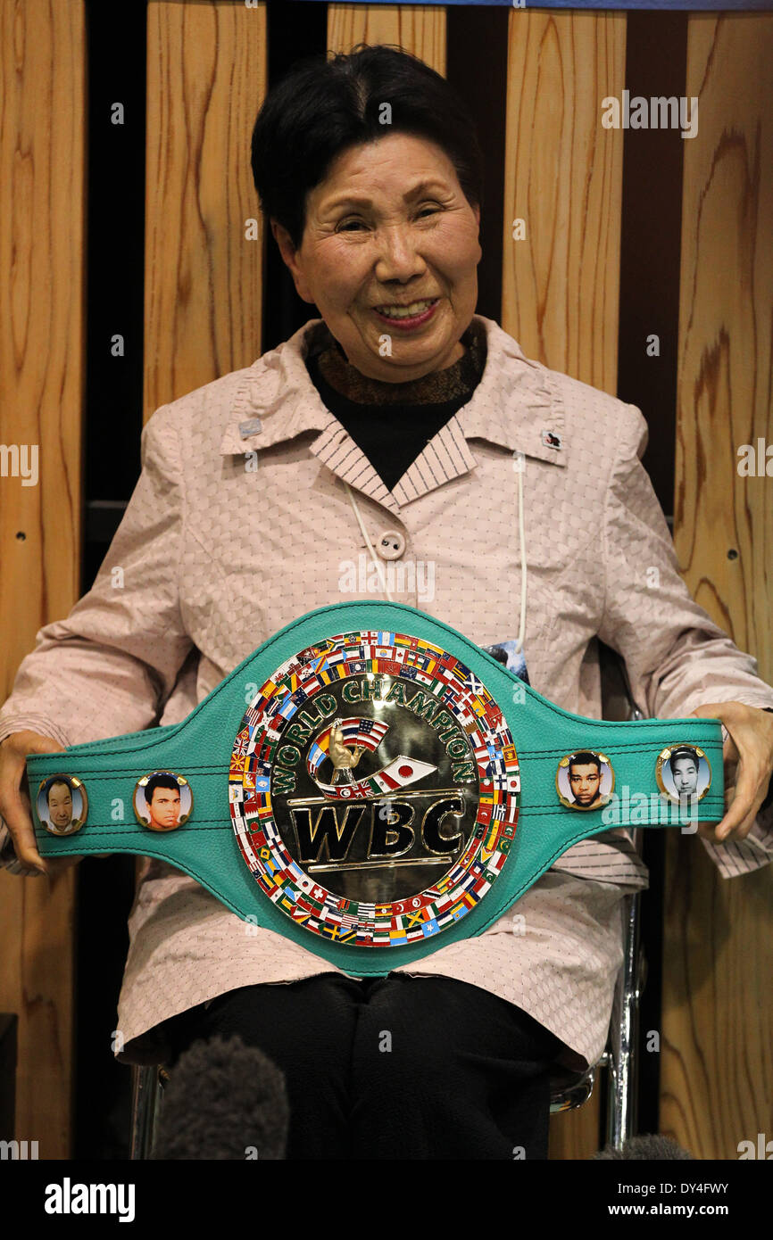 Ota City General Gymnasium Tokyo Japan 6th Apr 14 Hideko Hakamada Jpn April 6 14 Boxing Wbc Honorary Championship Belt Ceremony To Iwao Hakamada At Ota City General Gymnasium Tokyo Japan Credit