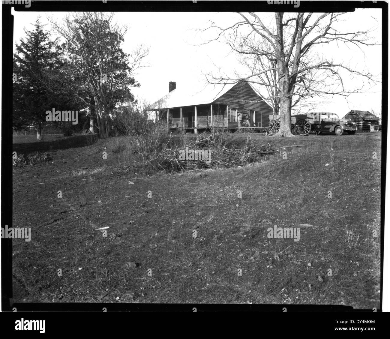 Rural house Black and White Stock Photos & Images - Alamy