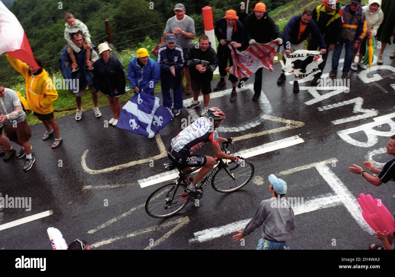 2004 Tour de France rider on Stage 12 Col d Aspen Stock Photo