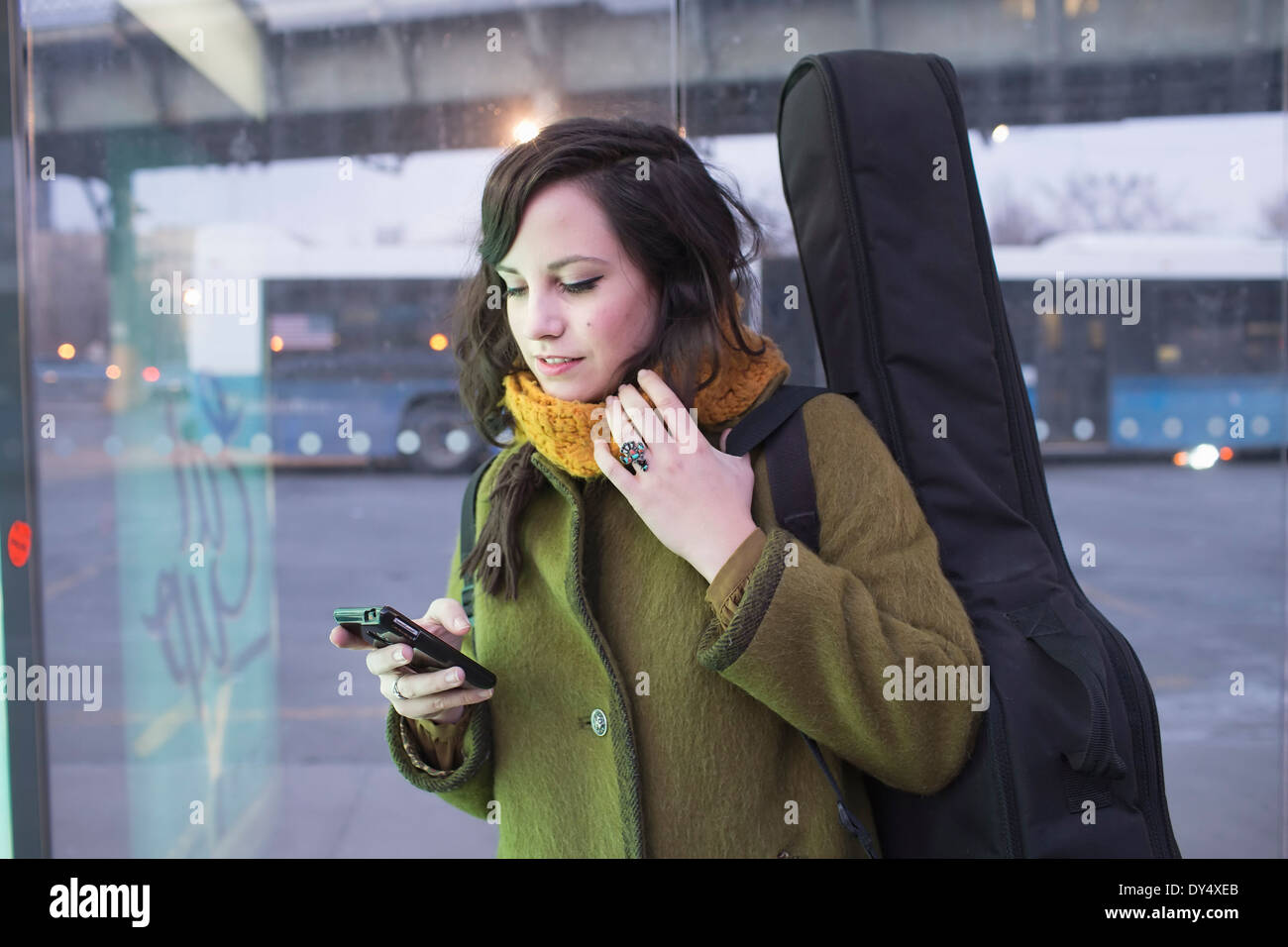 Guitar carrying case hires stock photography and images Alamy