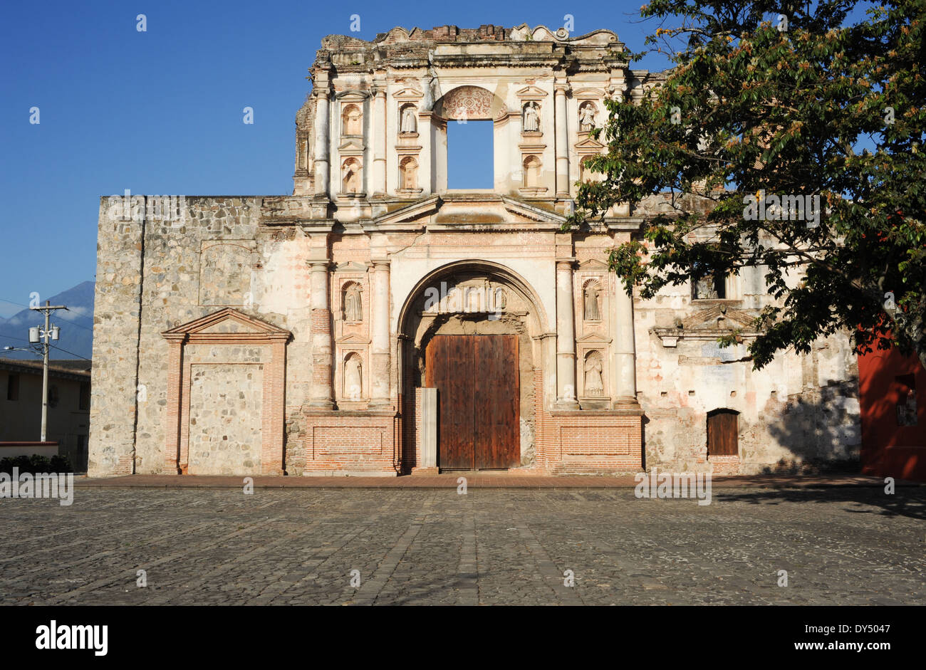Guatemala antigua el carmen church hi-res stock photography and images ...
