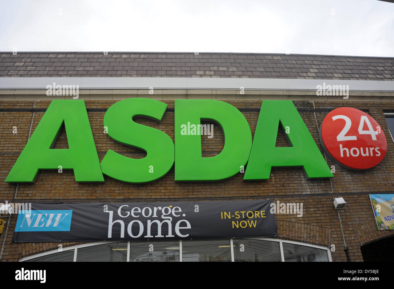 Clapham junction asda hires stock photography and images Alamy