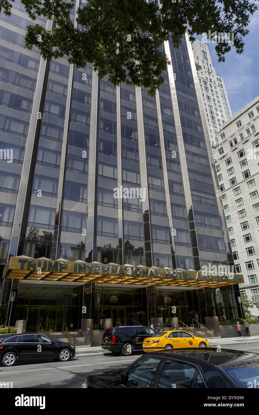 Trump International Hotel and Tower entrance New York Stock Photo - Alamy