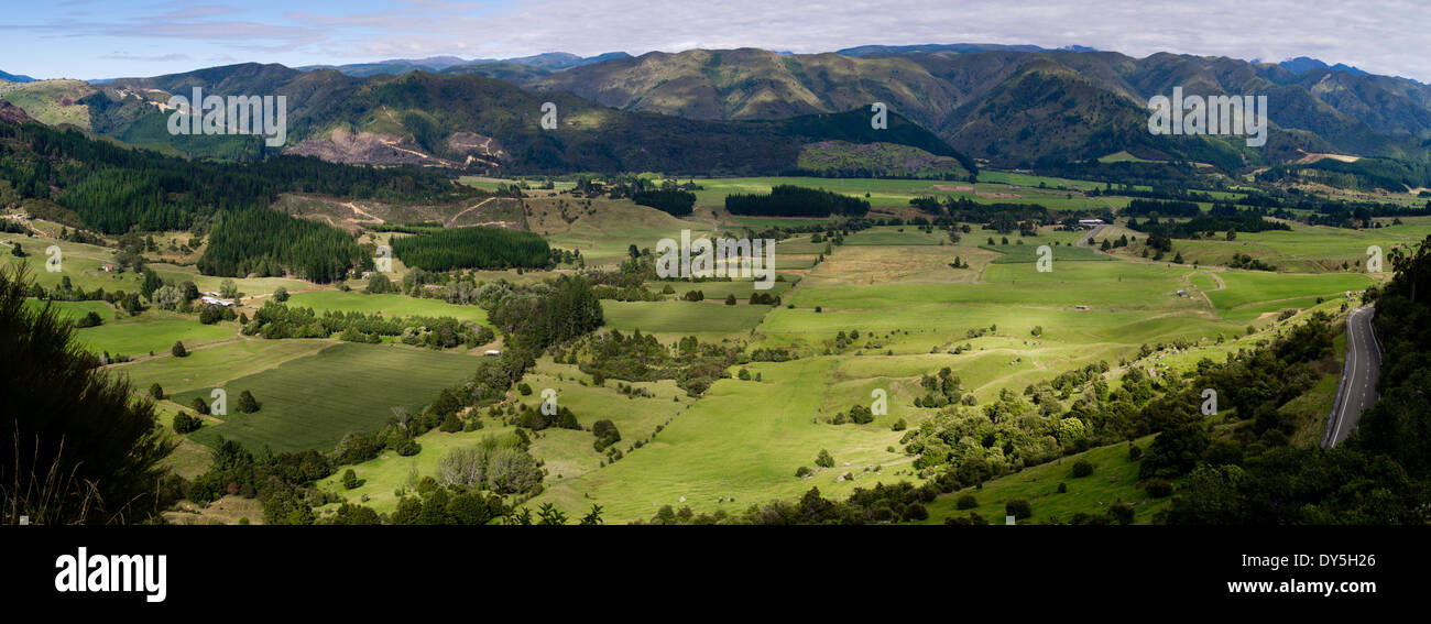 Panoramic view of the Takaka Valley, taken from Highway 60 near Eureka