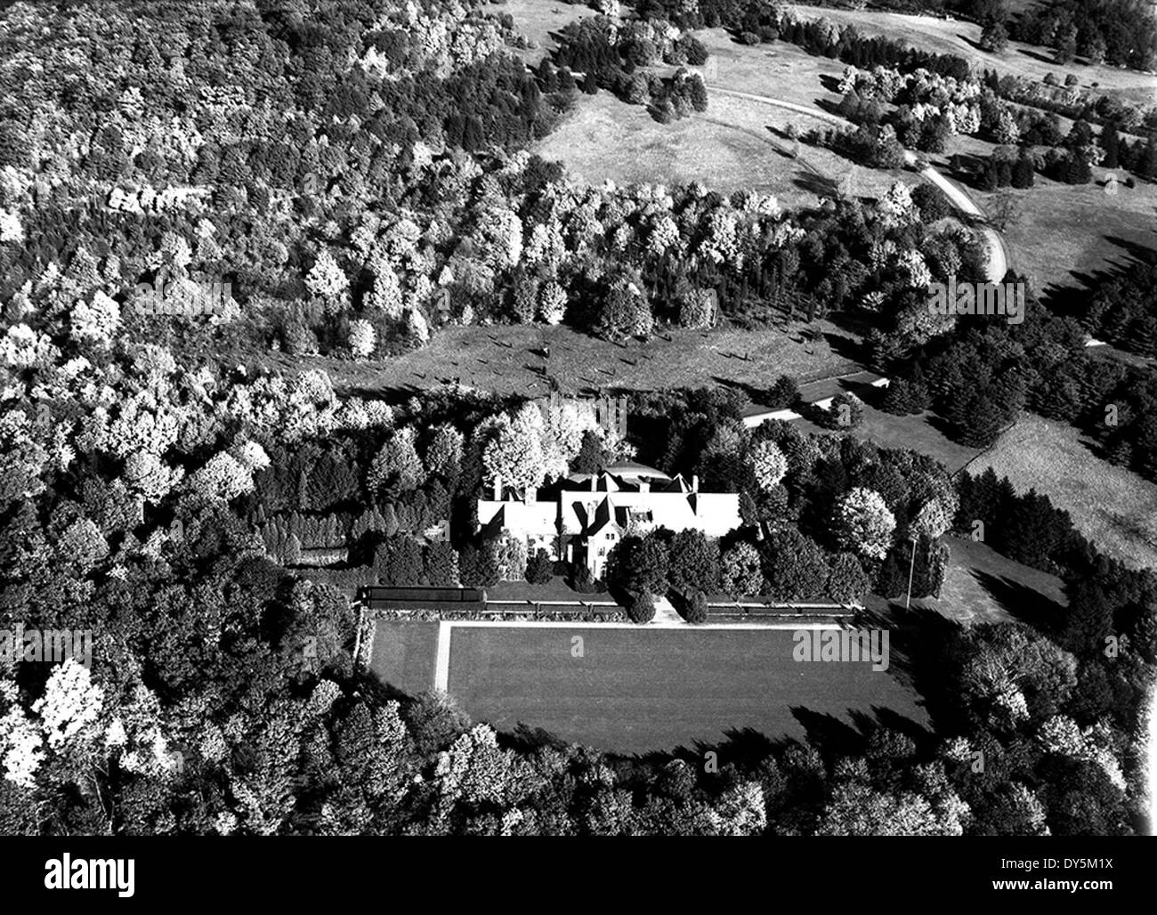 [Mrs. Percy Pyne's ''Upton Pyne'' estate, Bernardsville, NJ] Stock