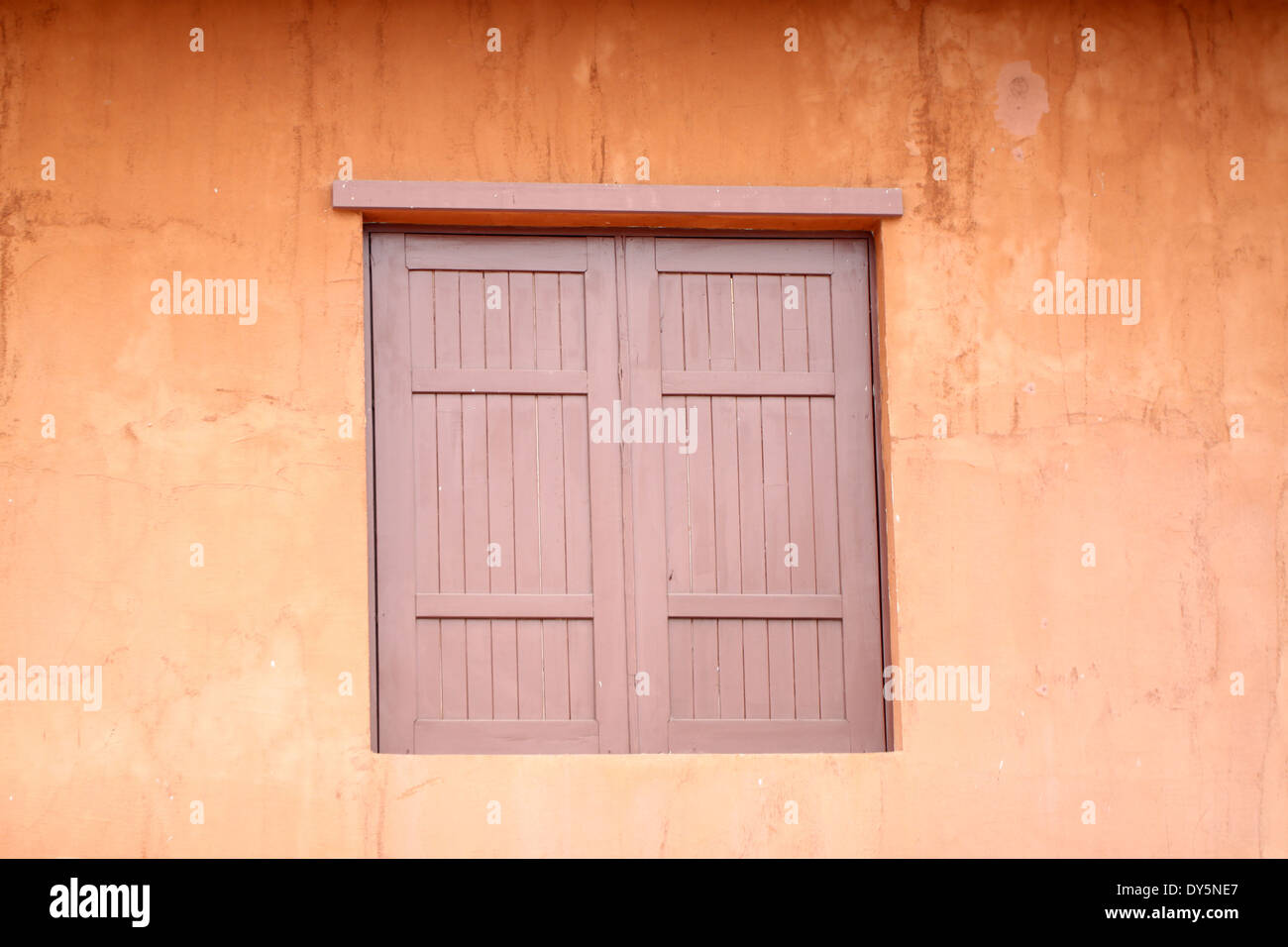 Wood window hi-res stock photography and images - Alamy