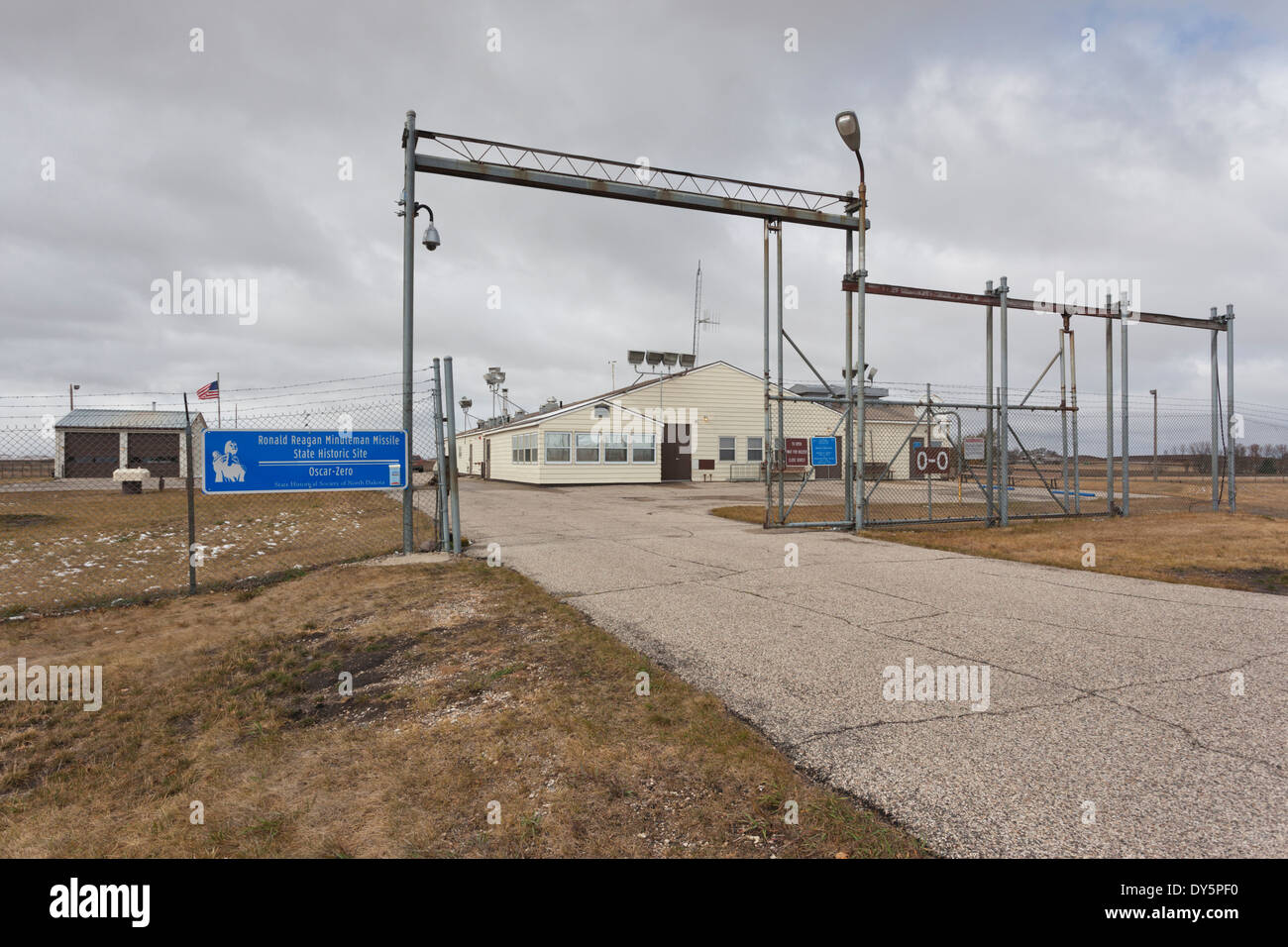 Minuteman ii missile hires stock photography and images Alamy