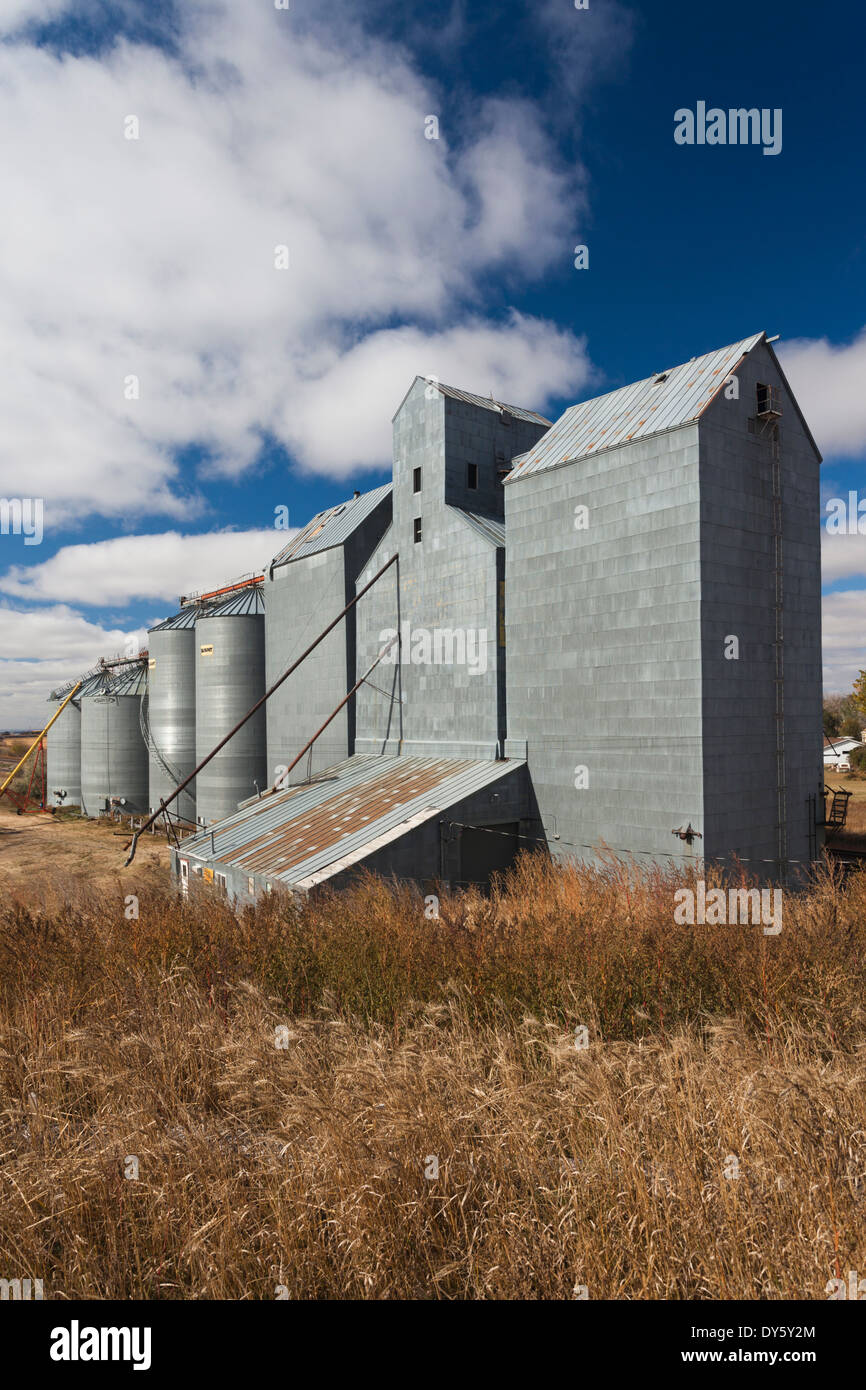 USA, North Dakota, Sterling, grain elevator Stock Photo