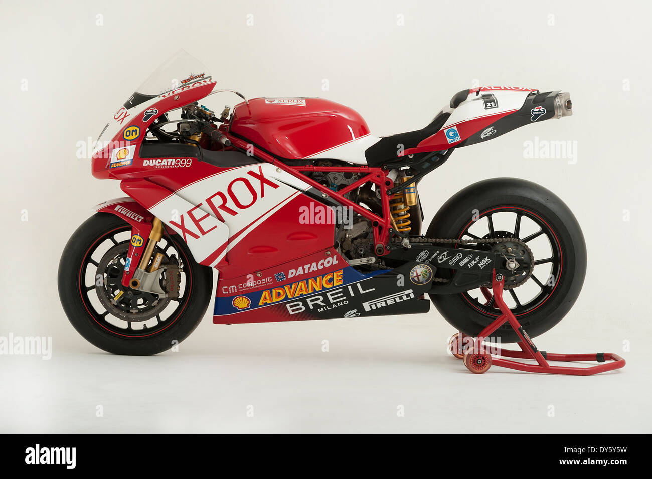 1:12 Newray Ducati Corse Desmosedici Set Troy Bayliss #12