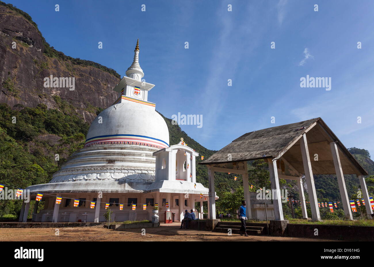 A Buddhist temple on the route to the summit of Adam's Peak (Sri Pada), Sri Lanka, Asia Stock Photo