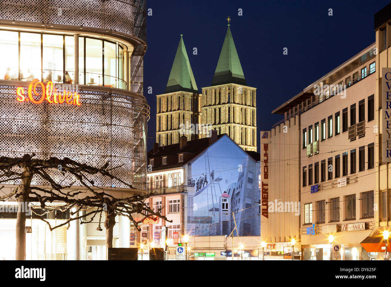 Koenigsplatz with the towers of Martinskirche, Kassel, Hesse, Germany, Europe Stock Photo