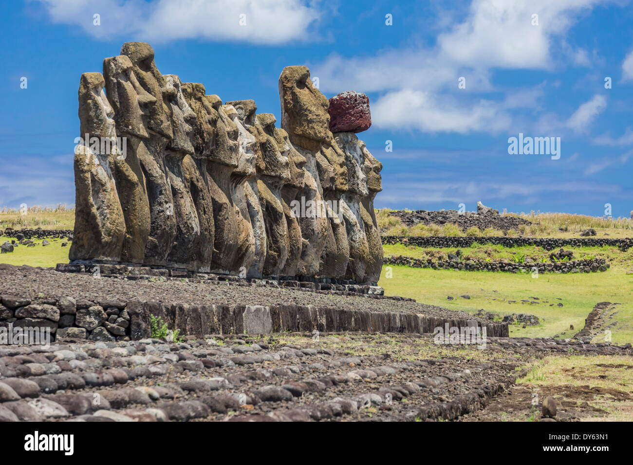 Fifteen moai at the restored ceremonial site of Ahu Tongariki on Easter Island (Isla de Pascua) (Rapa Nui), UNESCO Site, Chile Stock Photo