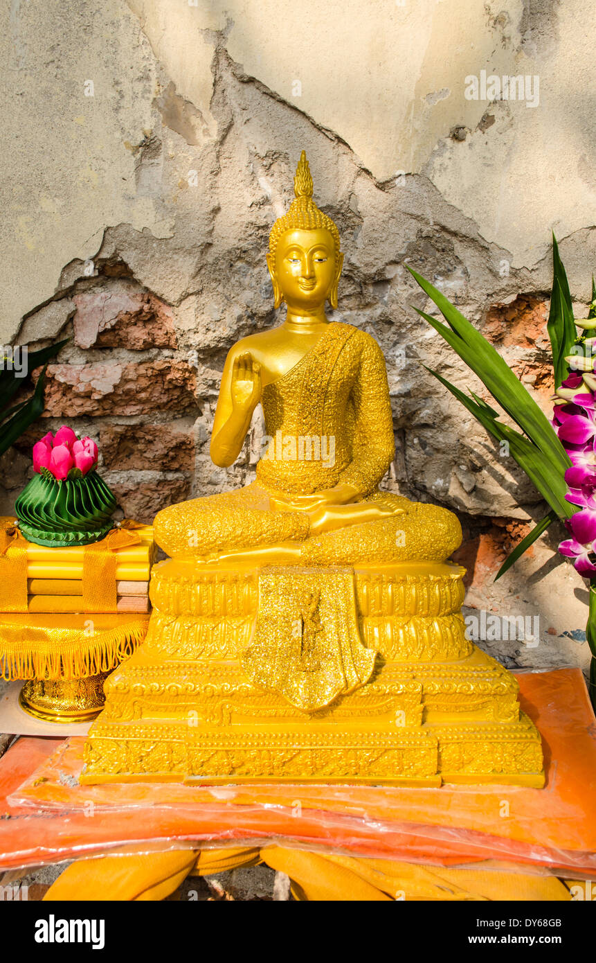 Golden Buddha statue in temple at thailand Stock Photo - Alamy