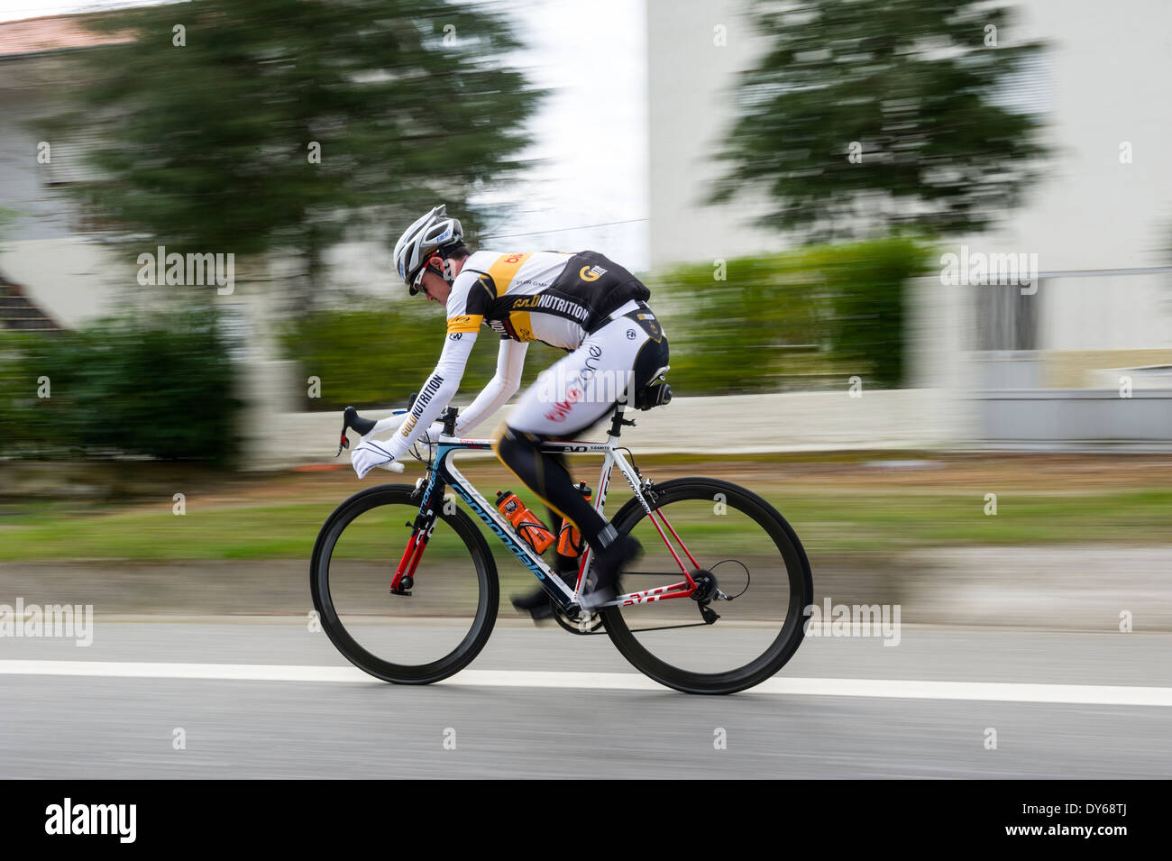 Professional cyclist hires stock photography and images Alamy