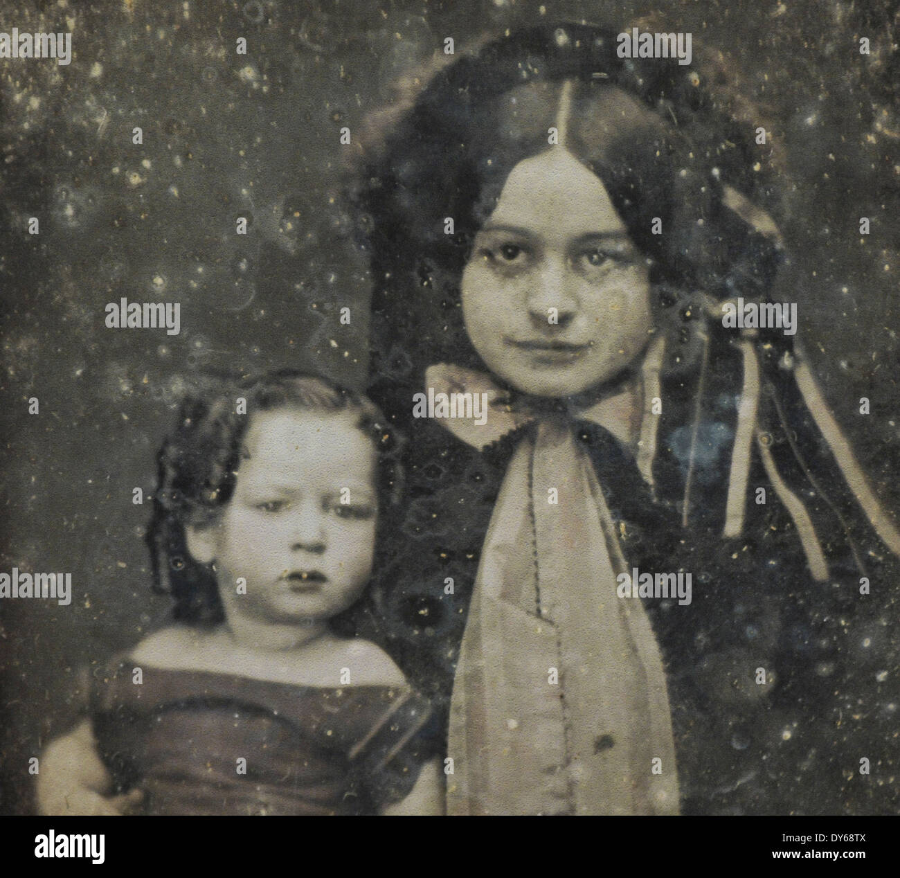 Robert E Lee's wife, Mary Anna Custis, known as Molly with youngest son Robert  E Lee Jr Stock Photo - Alamy