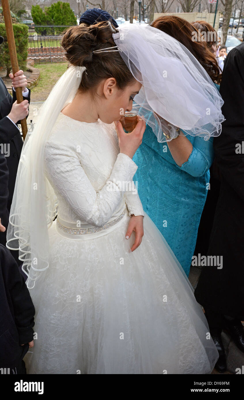 Orthodox Jewish Wedding Stock Photos Orthodox Jewish Wedding