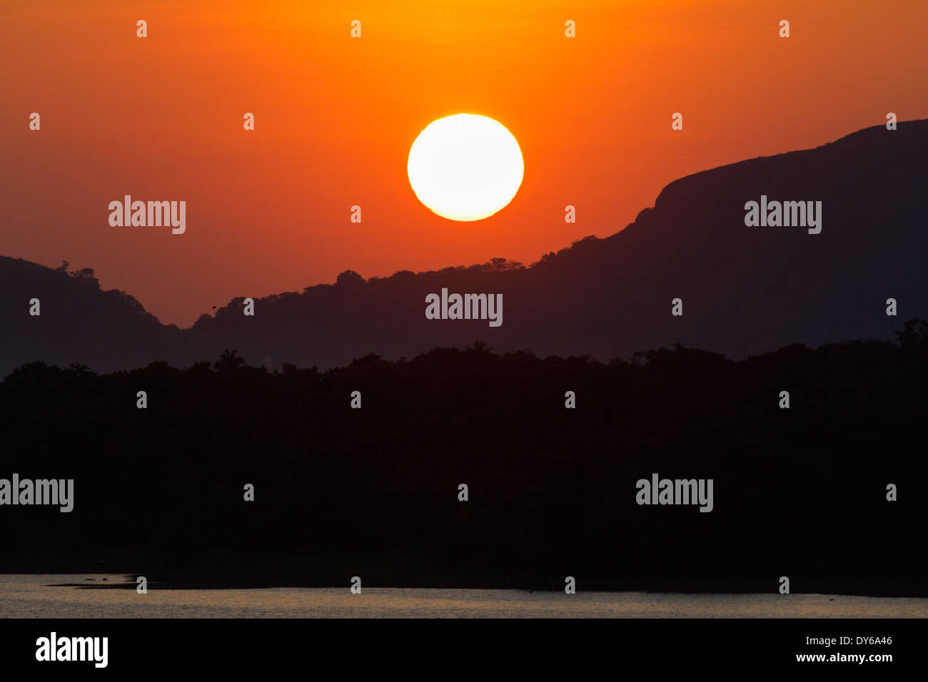 Sunset over the Kandalama Reservoir in Dambulla, Sri Lanka 4 Stock Photo